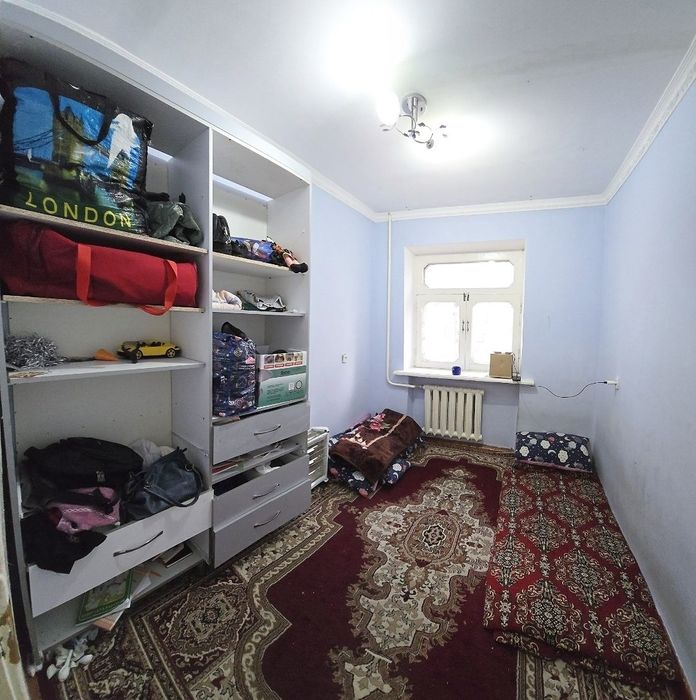 CHILANZAR 23 Kv 2 XONA 2 etaj Ortacha a uy SHaroitlar ortacha Alohida