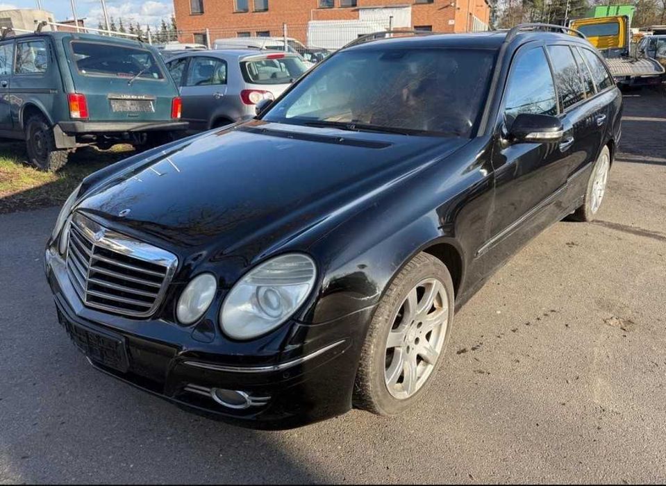 Мерцедес Е Класа 320 CDI Mercedes W211 Facelift Теглич