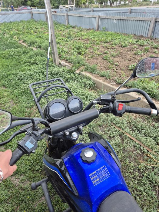 Мотоцикл 200 кубов