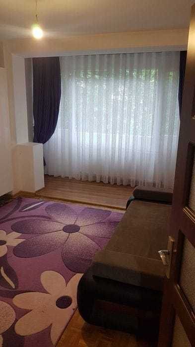 Închiriez apartament