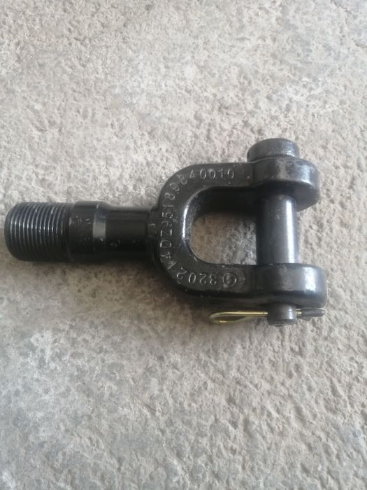 Фаркоп передний грузовой