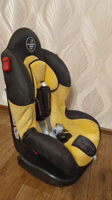 Детское автокресло  pierre cardin