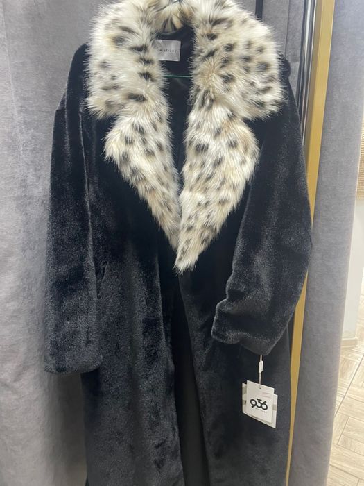 Продам шубу черную новая