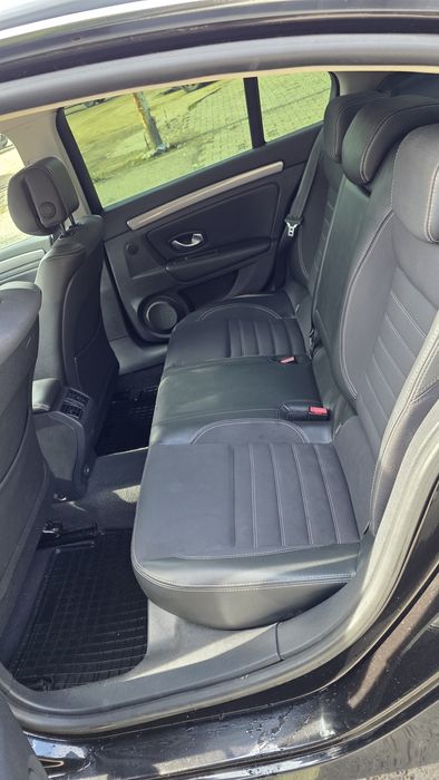 Vând Renault laguna 3