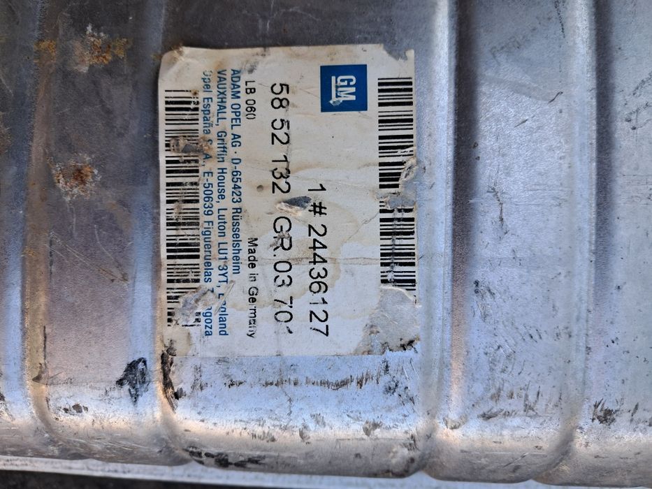 Оригинално немско гърне за Опел ZAFIRA ,ново