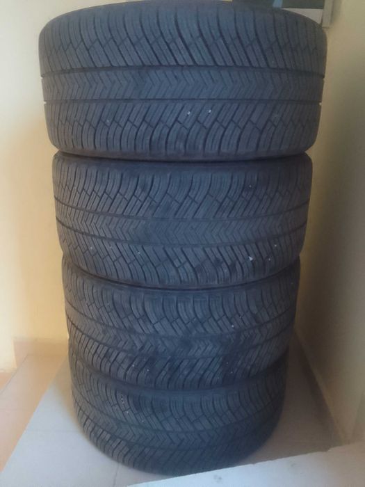 4бр. зимни Michelin 265 40 19