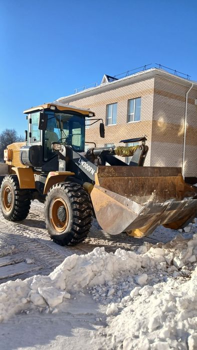 Продам погрузчик 3 тонник