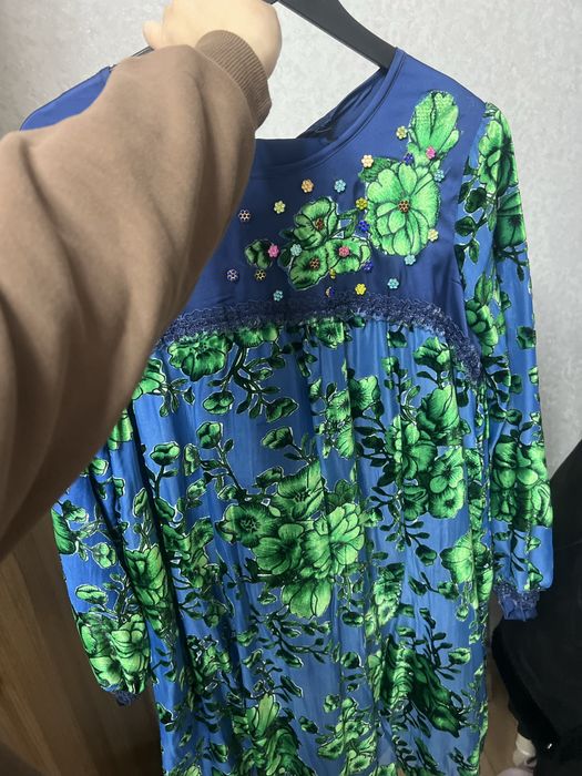 Kelin ansaml kiyimlari sotiladi