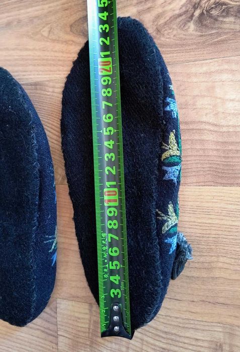 Ръчно плетени вълнени терлици