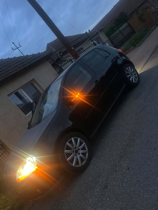 VOLKSWAGEN Golf 2005 — imagine 5