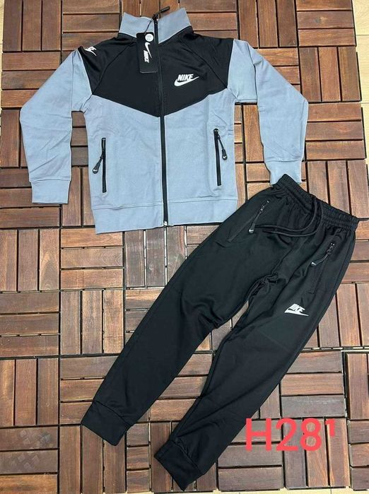 Детски екипи за момчета и момичета до 18 г