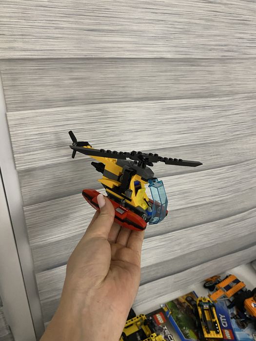 Продам лего оригинал