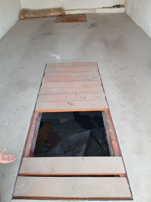 Продаётся гараж.