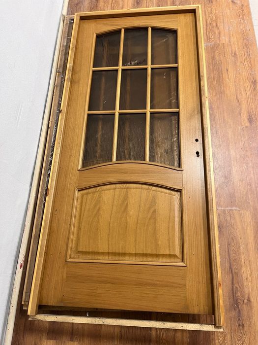 Продам двери. Разные.