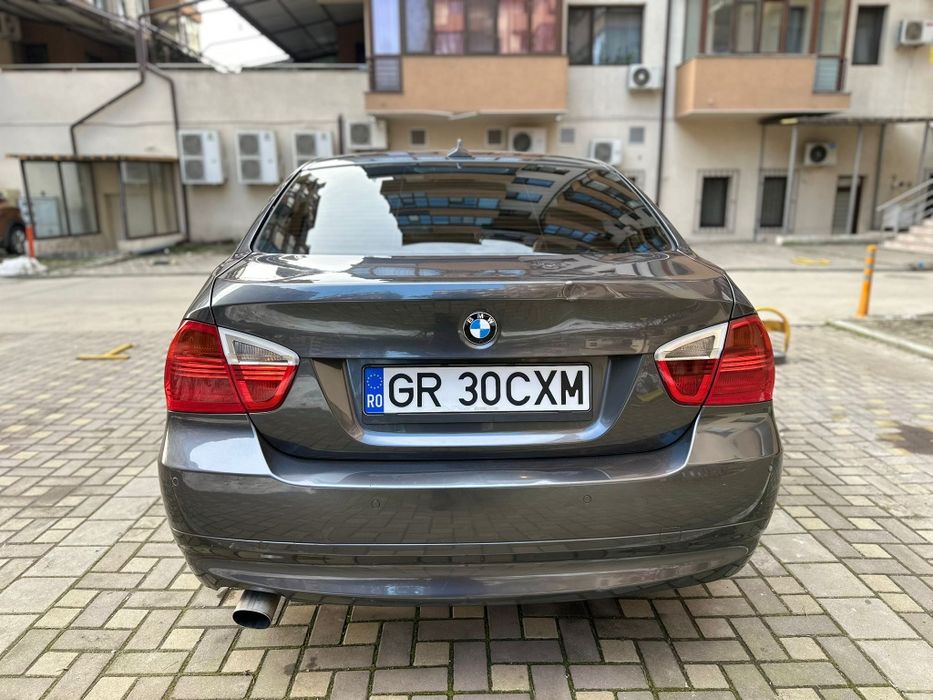 Vând bmw seria 3 e90 motor  2.0 diesel  proprietar