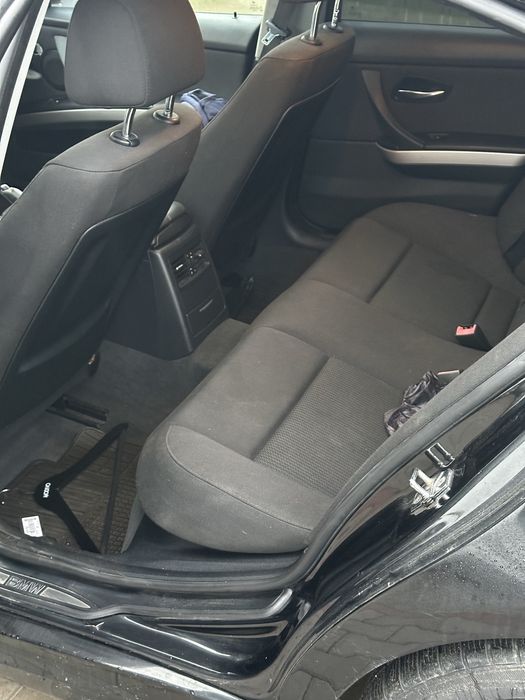 Vand Bmw seria 3 / E90 Facelift 320i 2009