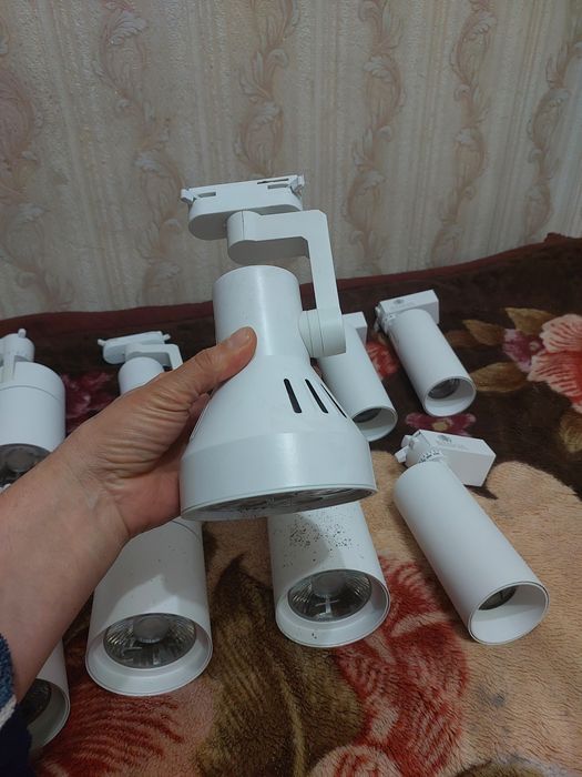 Светильники  потолочные