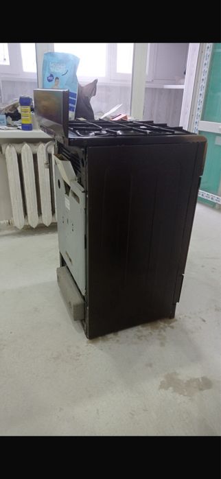 Продам газ плиту