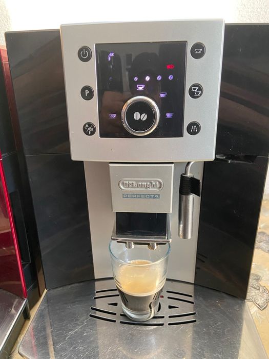 Espresor cafea DeLonghi perfecta