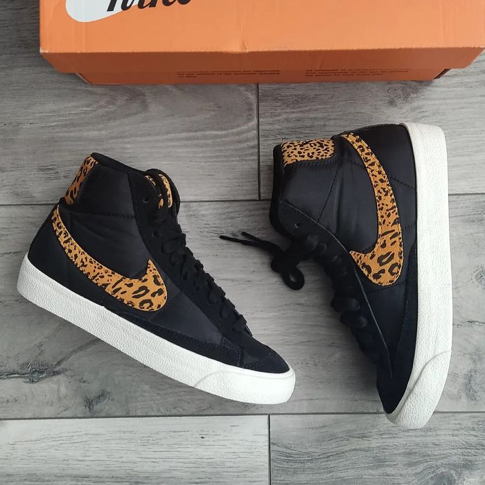 Nike Blazer Mid 77