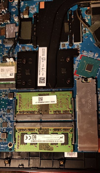 2 плочки RAM DDR4 3200