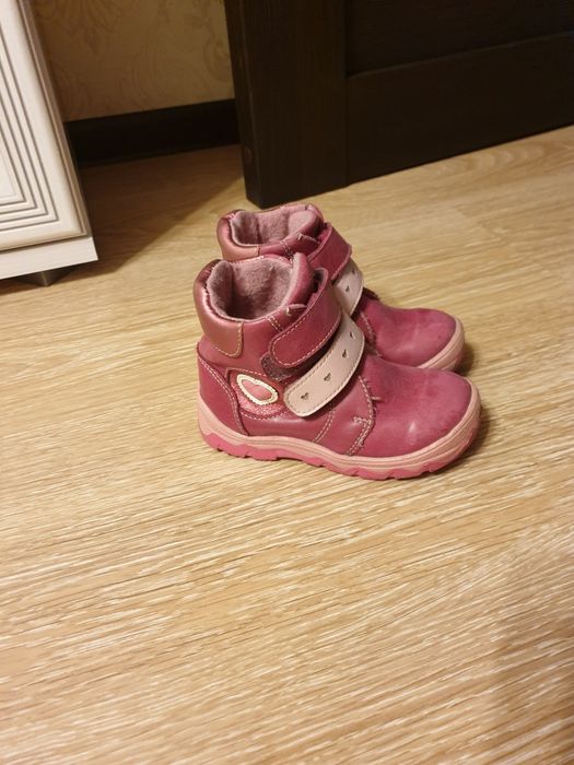 Ботинки  девочке