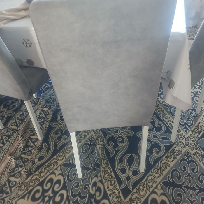 Стулья в хорошем состоянии