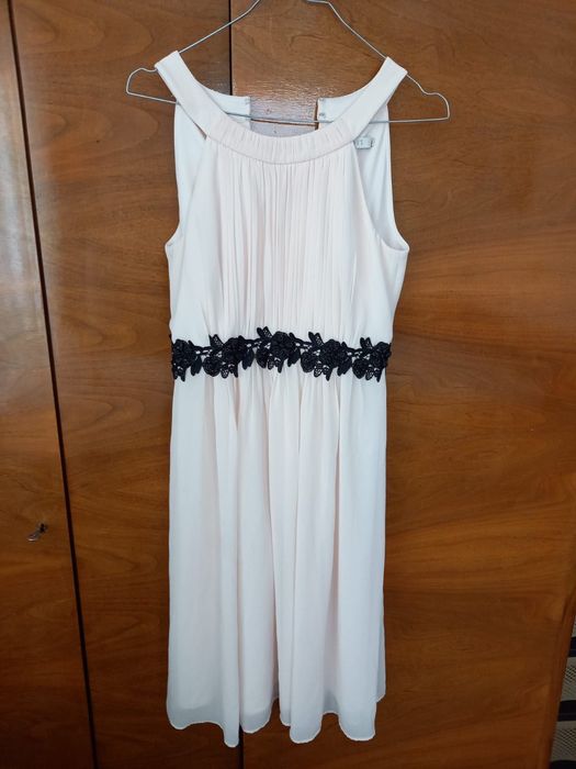 Красива бална рокля размер XS