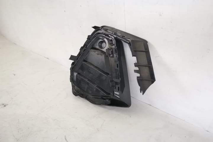 Оригинална странична решетка за фар с датчик в добро състояние С линия