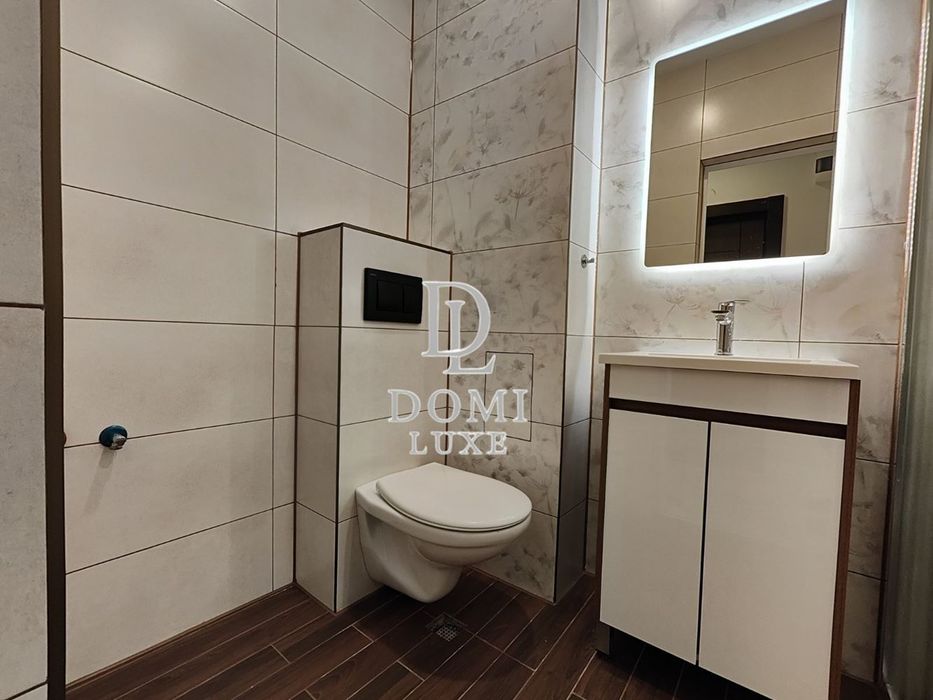 Продава се Тристаен апартамент в София, Борово - 90 кв.м за 2456 €/кв.м - Снимка #8