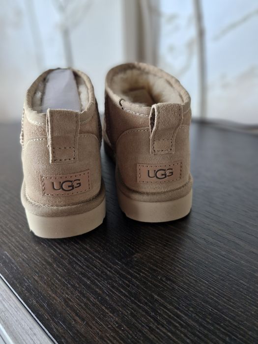 Ugg Mini, noi! Mar 38!