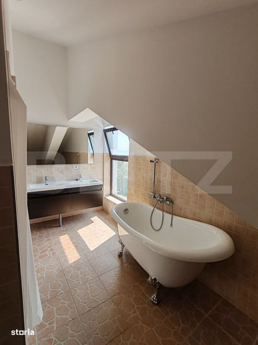 Penthouse in zona Centrala – 240 mp, priveliste panoramica