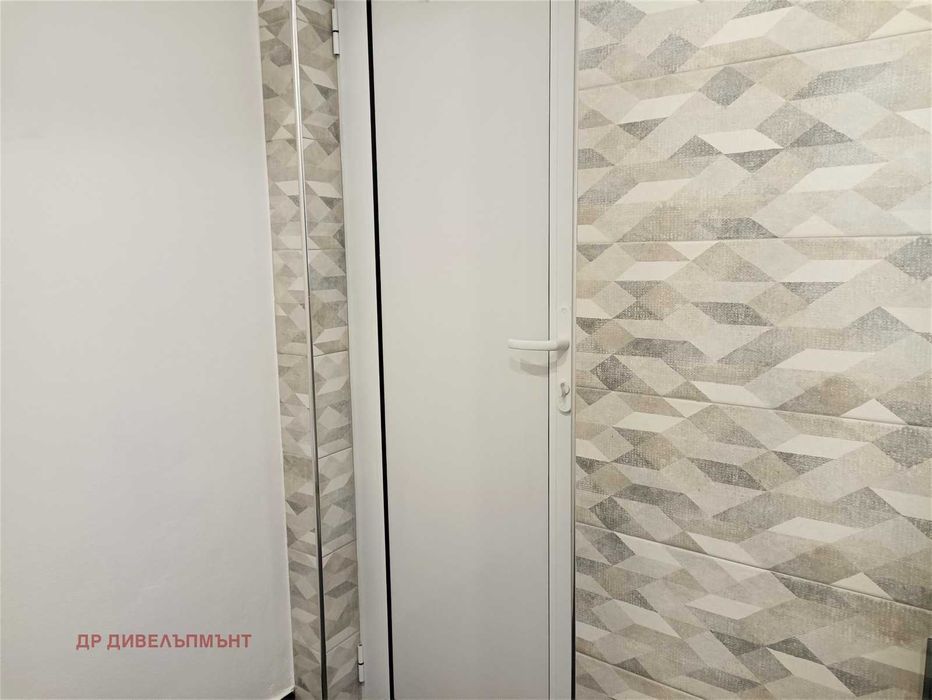 Дава се под наем Двустаен апартамент в София, Студентски град - 56 кв.м за 459 € - Снимка #10