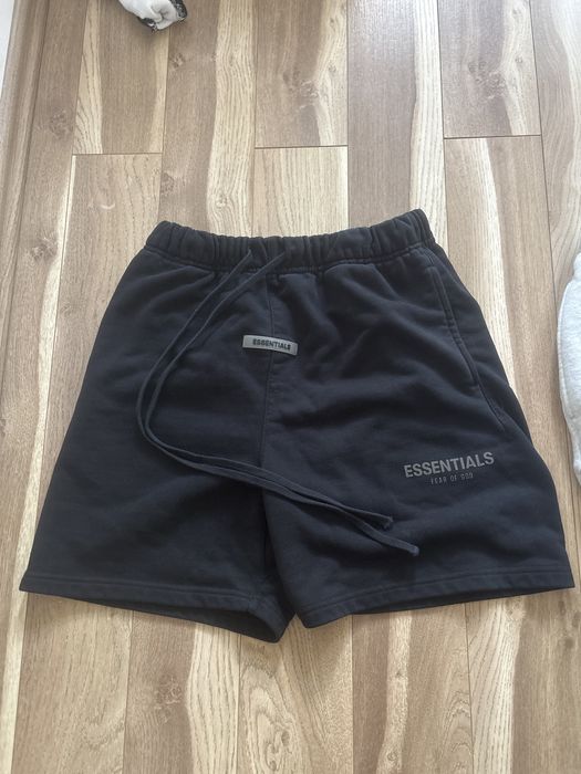 Essentials Shorts Pantaloni Scurti Essentials