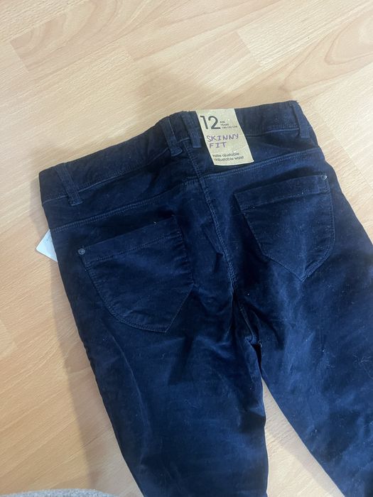Pantaloni kiabi 146-152
