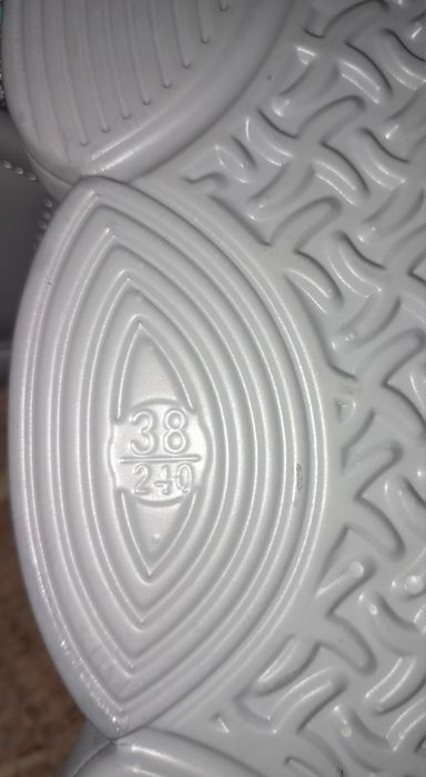 Детские новые сандали