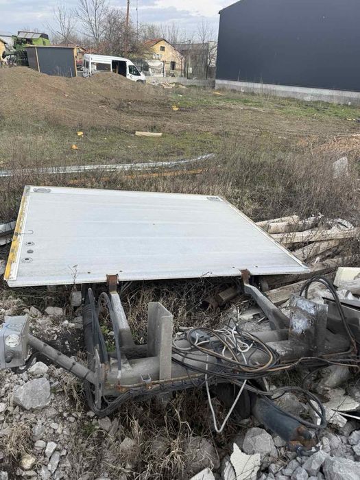 Падащ борд от  термо  фургон