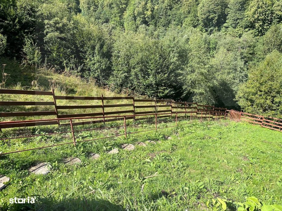 Casa individuala in constructie, pădure & priveliște spectaculoasă