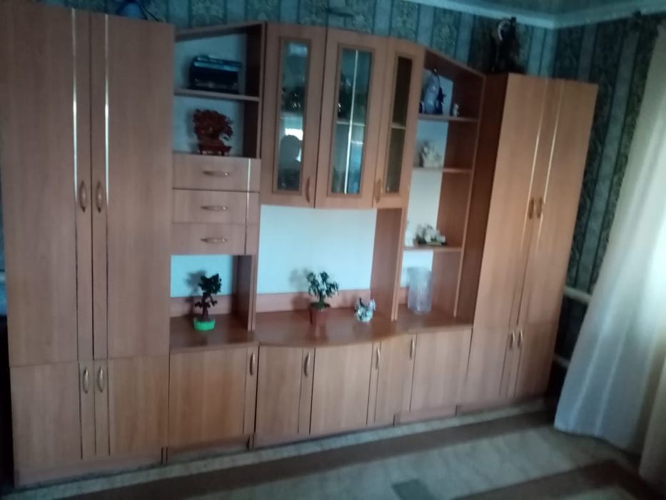 Продам гарнитур в отличном состоянии