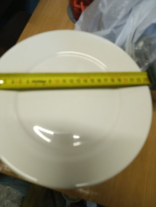 Тарелки сервировочные