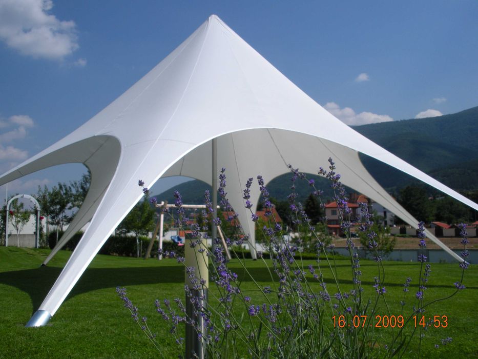 Отдаване на шатри и оборудване под наем за мероприятия.