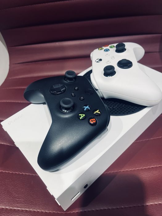 Продаю Xbox sires s