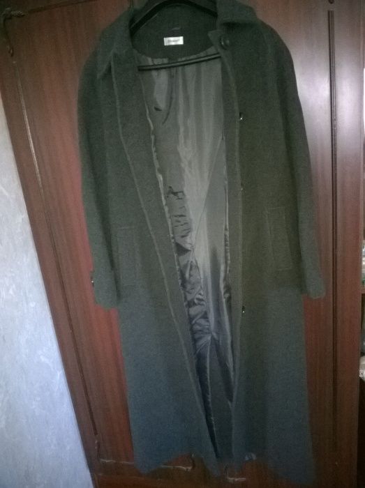 Дамско дълго вълнено палто