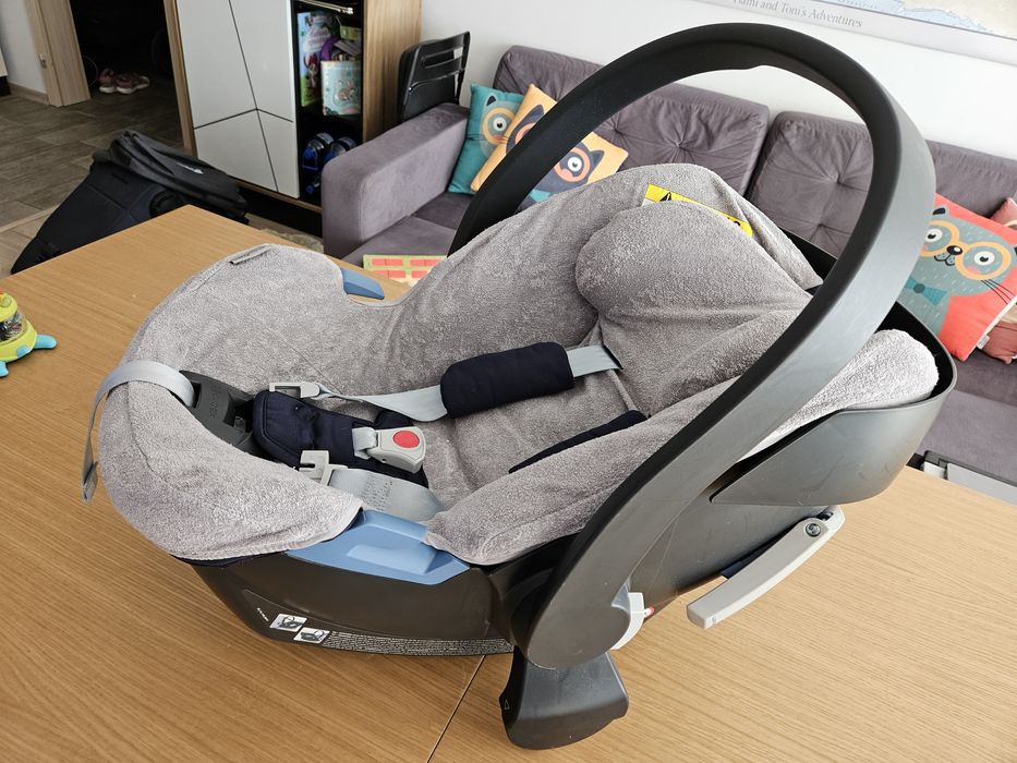 Столче за кола Cybex Aton 5 с лятно покривало