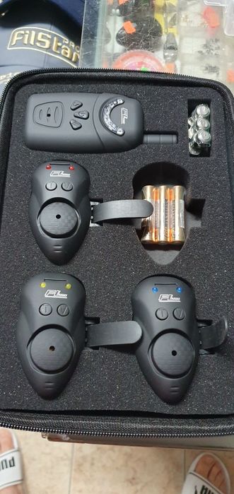 ПРОМО! Сигнализатори за сом с централа FL 3+1