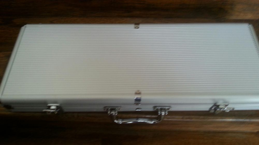 Set poker jetoane imprimate. 500 jetoane cazinou 11g. Cutie Al. Nou!