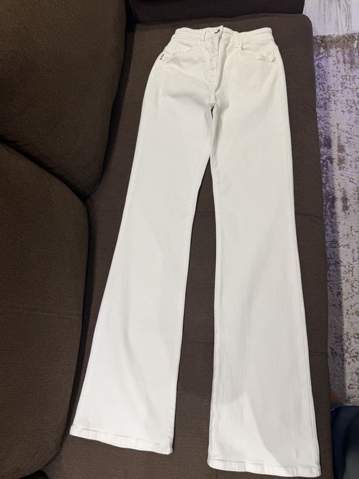 Нови дънки Patrizia Pepe