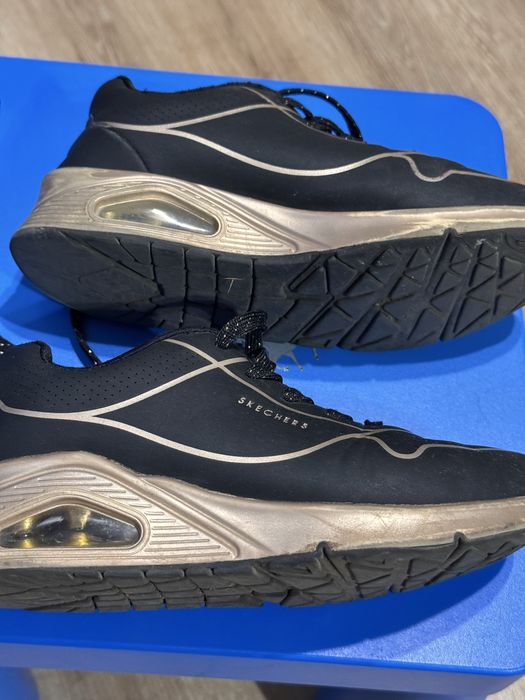 Skechers  34 Eur UNO GEN1 - COOL HEEL 310538L-negru/auriu