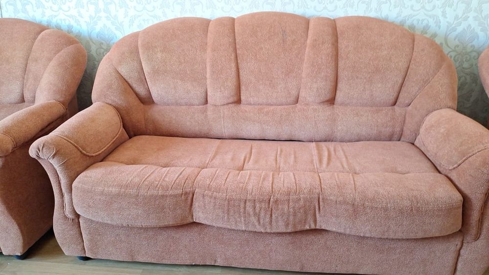 Диван с креслами