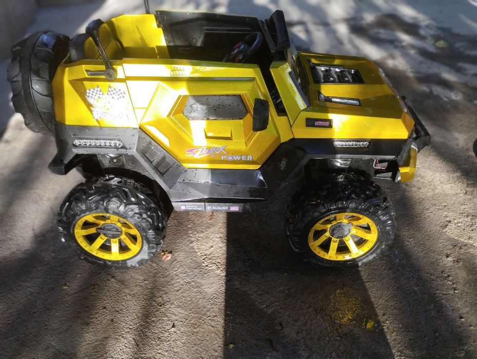 Bolalar elektro-avtomabili